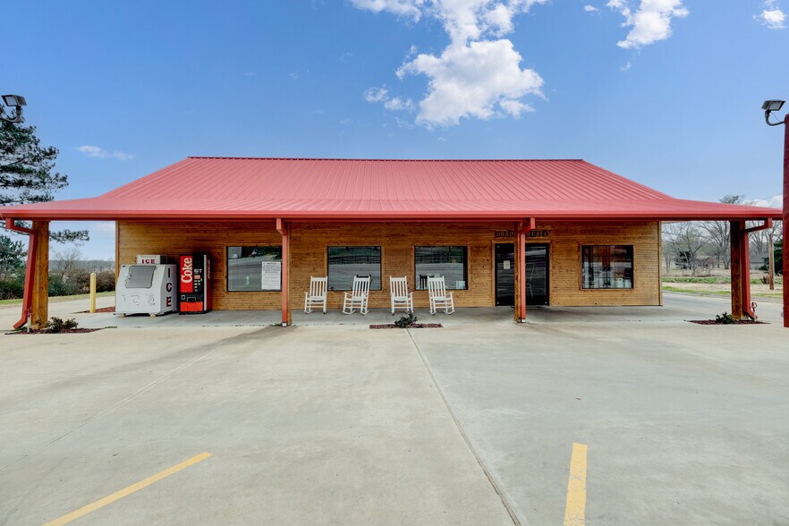Primary Photo Of 17589 TX-19 Hwy, Montalba General Retail For Sale