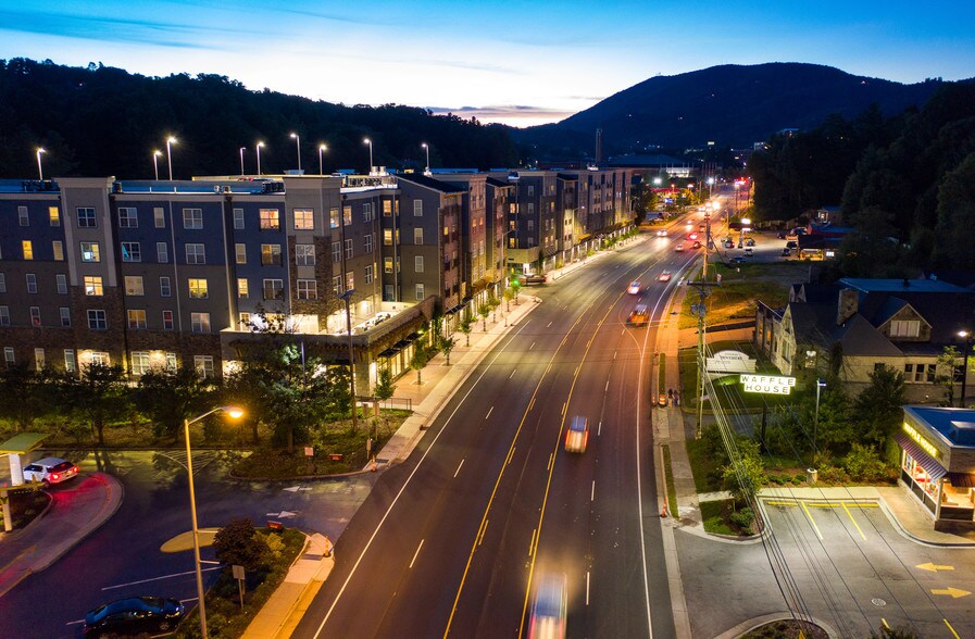 More Photos Of 850 Blowing Rock Rd, Boone Multifamily For Sale