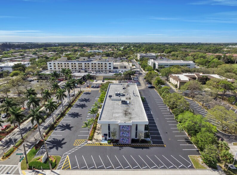 More Photos Of 7301 N University Dr, Tamarac Medical For Lease