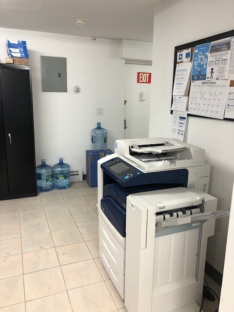 More Photos Of 75-52 113th St, Forest Hills Apartments For Lease