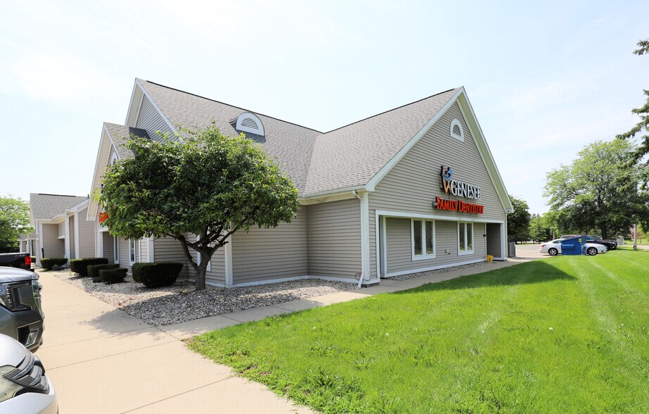 More Photos Of 3537 Beecher Rd, Flint Medical For Lease