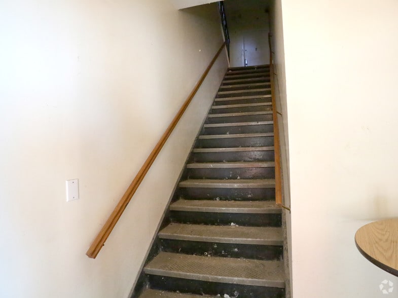 More Photos Of 120 Fulton St, New York Office For Lease