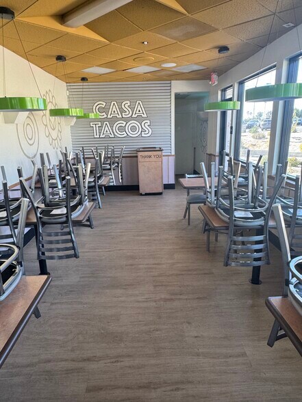 More Photos Of 6247 Day St, Riverside Fast Food For Lease