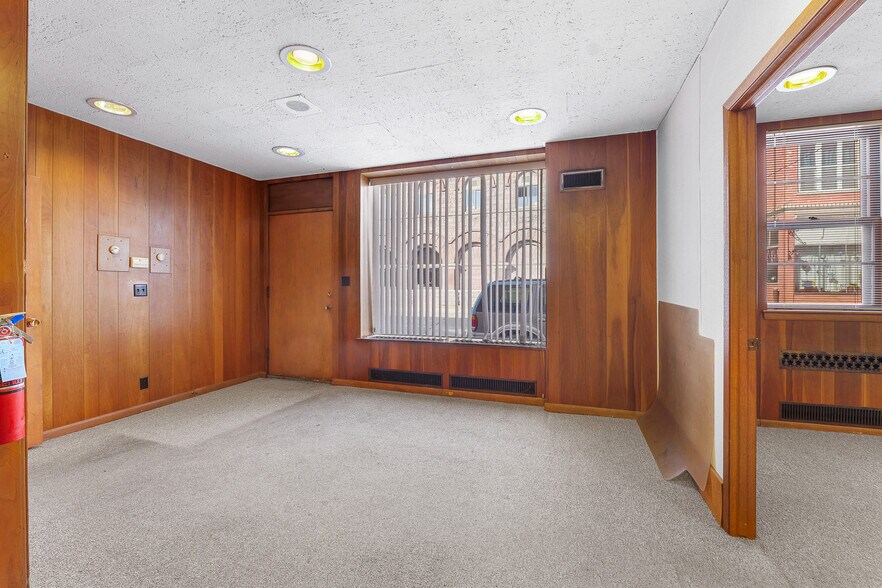 More Photos Of 6 E 1st St, Fond Du Lac Office For Sale