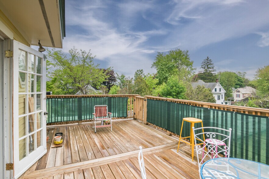 More Photos Of 81 Bridge St, Northampton Multifamily For Sale