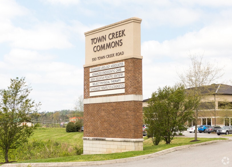 More Photos Of 550 Town Creek Rd, Lenoir City Medical For Lease