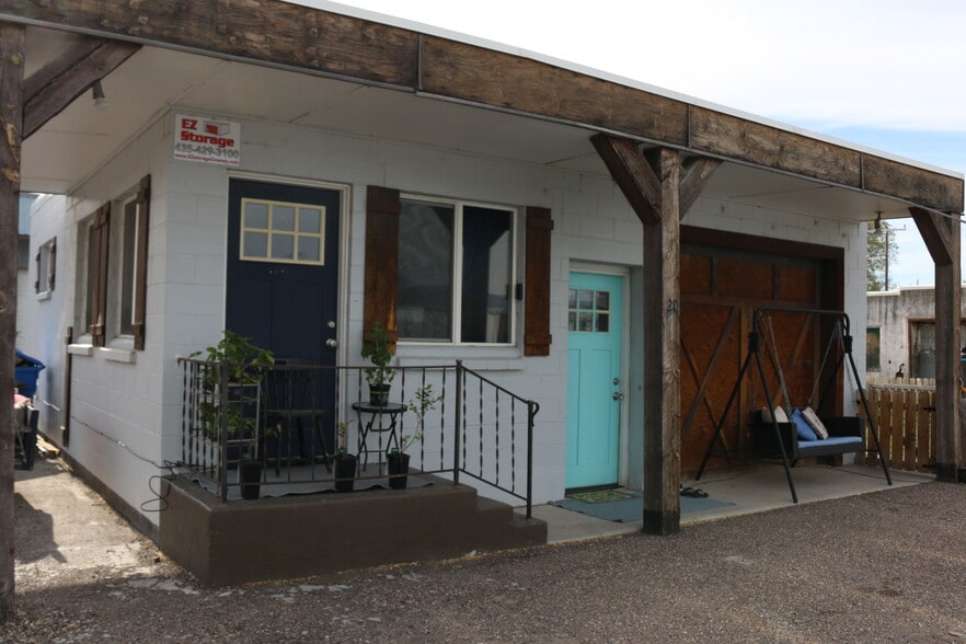 More Photos Of 20 S 1st St W, Downey Self Storage For Sale