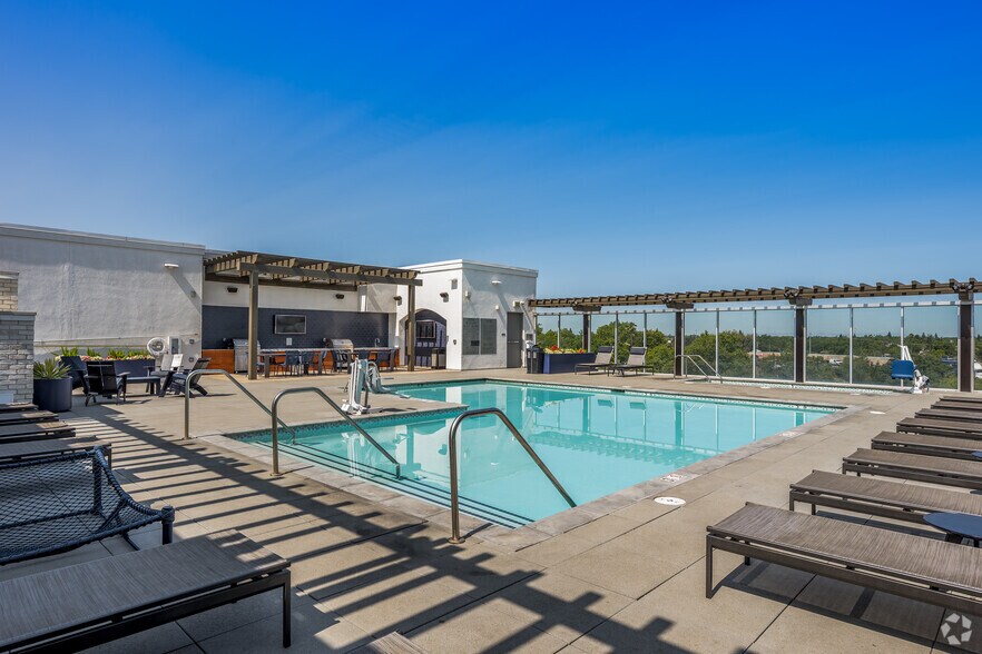 More Photos Of 3675 T St, Sacramento Apartments For Lease