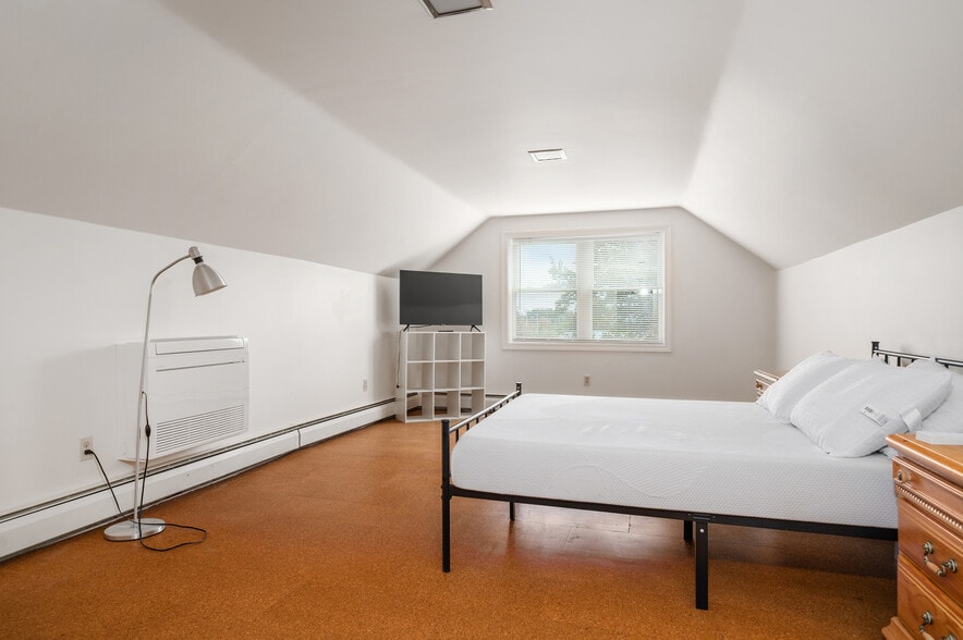 More Photos Of 2 douglas Pike, Smithfield Medical For Lease