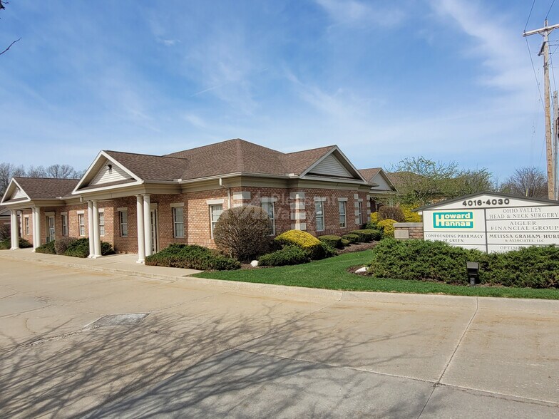 More Photos Of 4016-4018 Massillon Rd, Uniontown Office For Sale