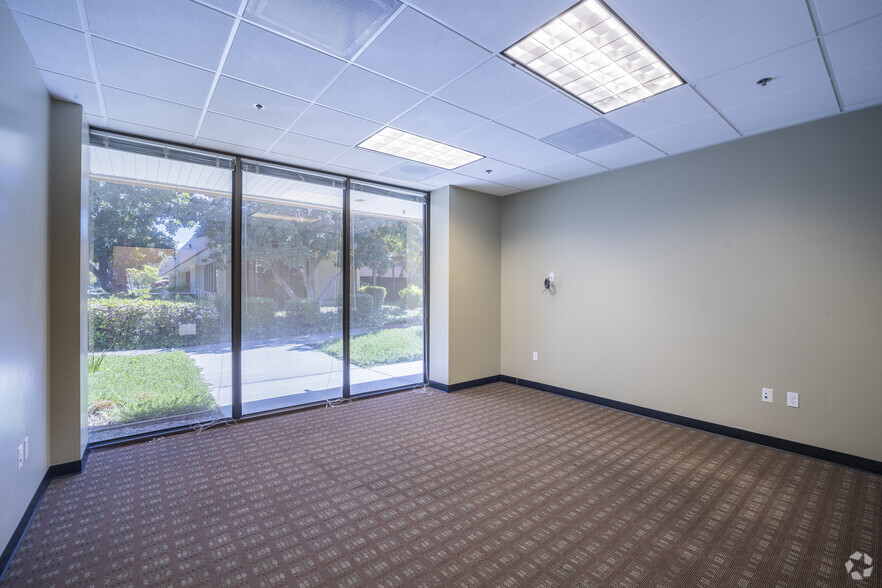More Photos Of 355 N Wiget Ln, Walnut Creek Office For Sale