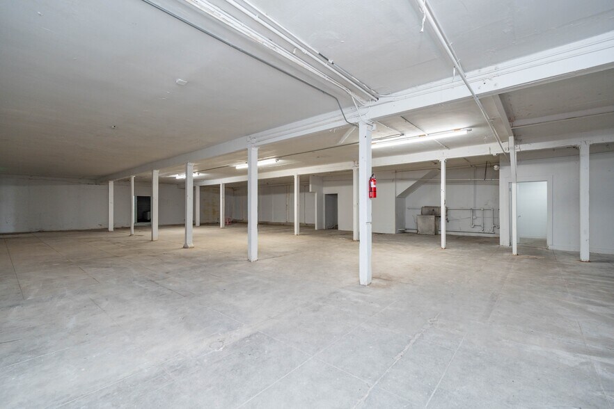 More Photos Of 425 E 58th St, Los Angeles Warehouse For Lease
