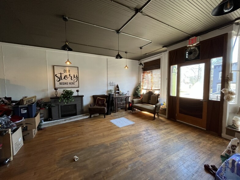 More Photos Of 127 S Lake St, Hustisford Multifamily For Sale