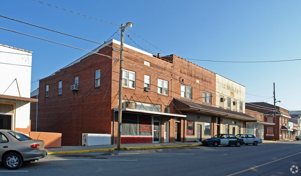 Primary Photo Of 130 Main St, New Tazewell Storefront Retail Residential For Sale