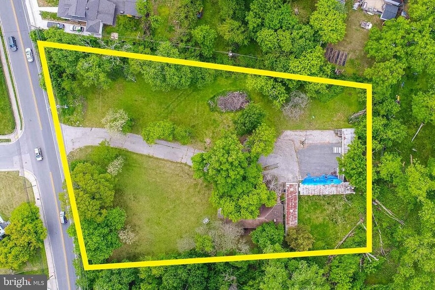 More Photos Of 6712 Dogwood Rd, Woodlawn Schools For Sale