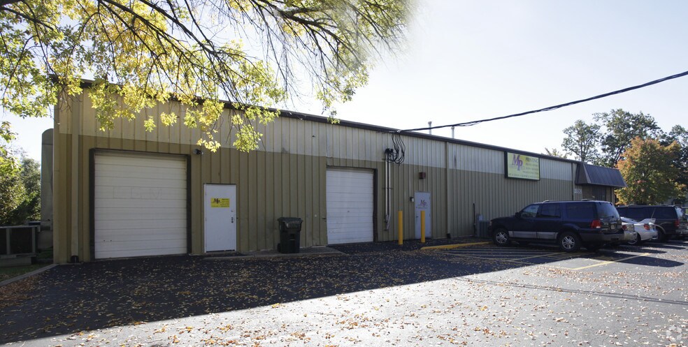 More Photos Of 14 Veronica Ave, Somerset Industrial For Sale