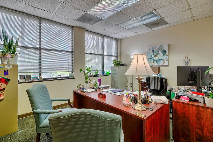 More Photos Of 13 Harbison Way, Columbia Medical For Sale