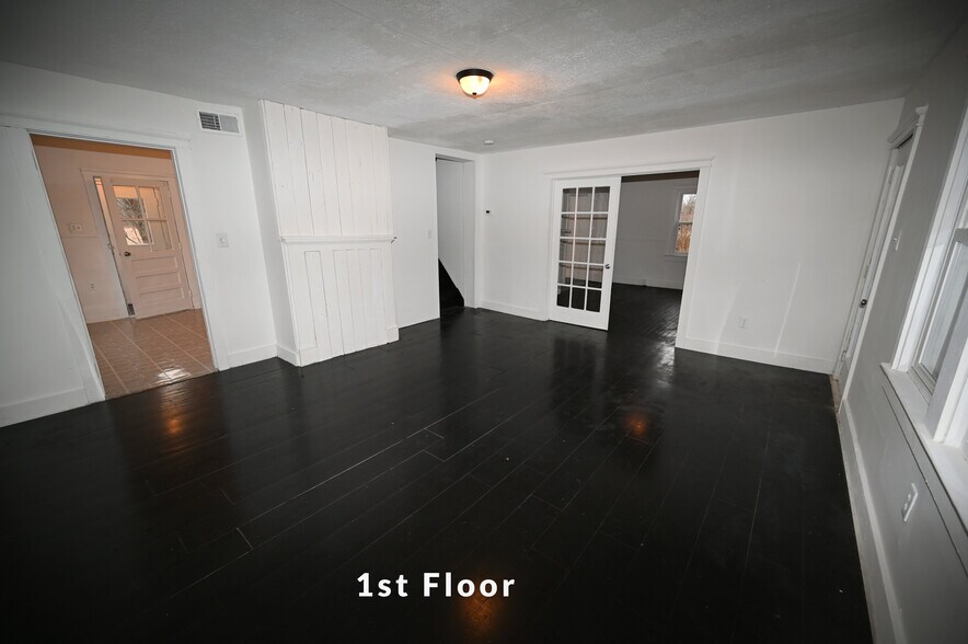 More Photos Of 7635 Annapolis Woods Rd, Welcome Land For Sale