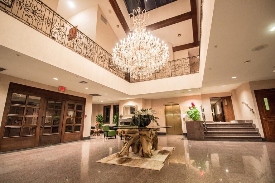 More Photos Of 2255 Rte 327, Grenville-sur-la-rouge Hotel For Sale