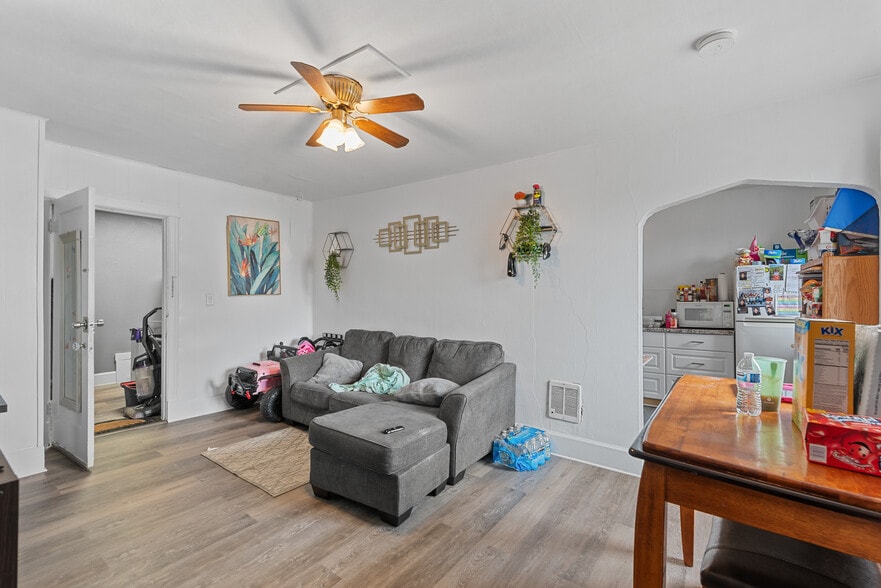 More Photos Of 600 Douglas St, Wenatchee Apartments For Sale