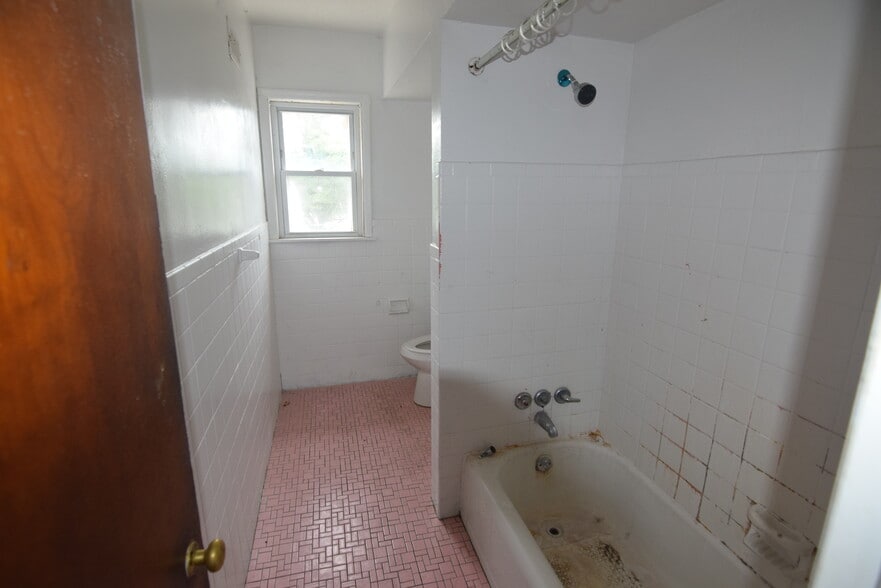More Photos Of 2646 Noble Rd, Cleveland Apartments For Sale