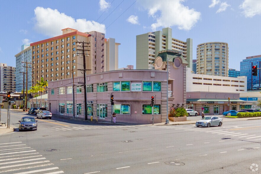 More Photos Of 735-745 Keeaumoku St, Honolulu Freestanding For Lease