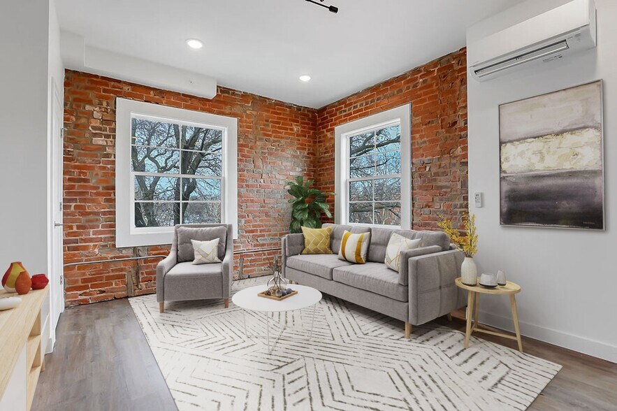 More Photos Of 595 E Broad St, Columbus Apartments For Sale
