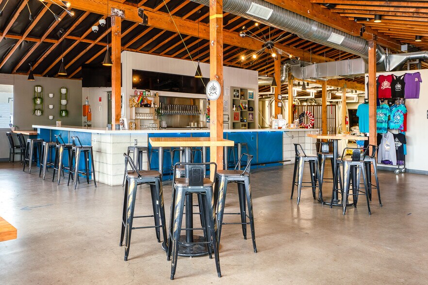 More Photos Of 8035 Broadway, San Diego General Retail For Sale