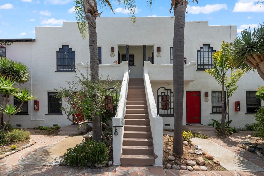 More Photos Of 3933-3945 Hamilton St, San Diego Apartments For Sale