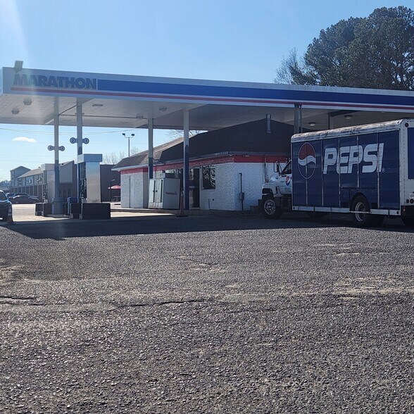 More Photos Of 11871 AL Highway 157, Moulton Freestanding For Sale