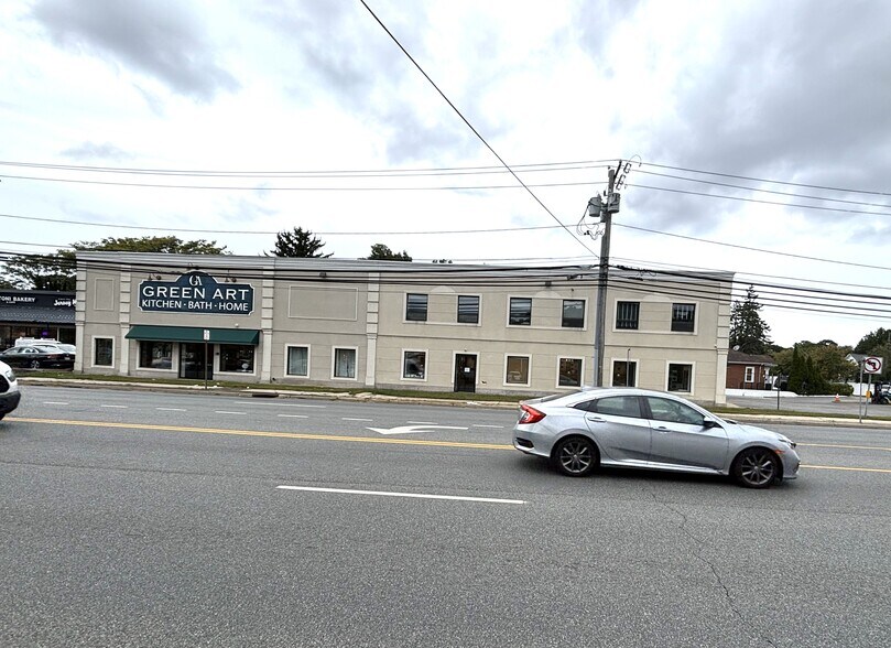 More Photos Of 17 E Jericho Tpke, Huntington Station Storefront Retail Office For Sale