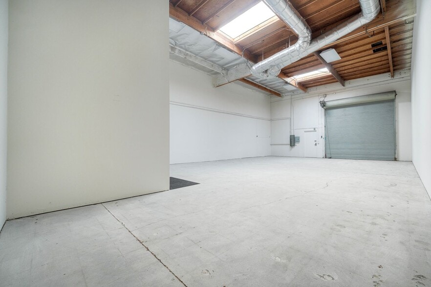 More Photos Of 1195 Linda Vista Dr, San Marcos Industrial For Sale