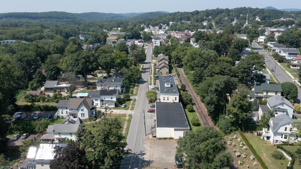 More Photos Of 45 West St, New Milford Light Manufacturing For Sale