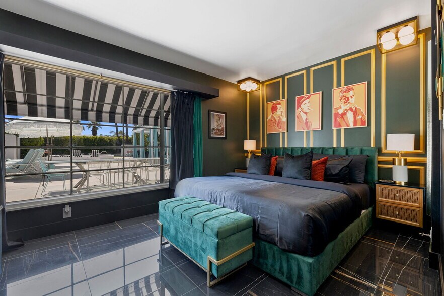 More Photos Of 120 W Vereda Sur, Palm Springs Hotel For Sale