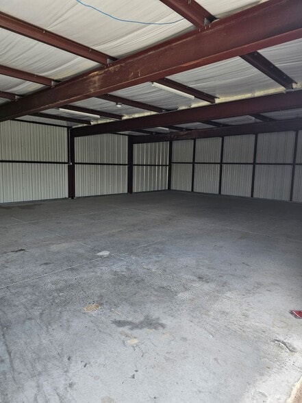 More Photos Of 2115 S US Hwy 27, Clermont Self Storage For Lease