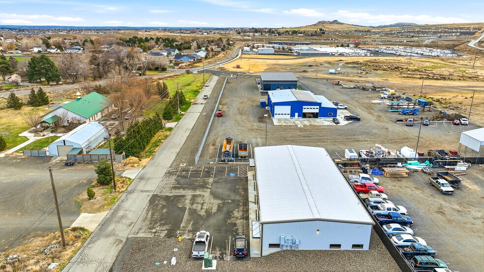 More Photos Of 249 Jackrabbit ln, Richland Industrial For Lease