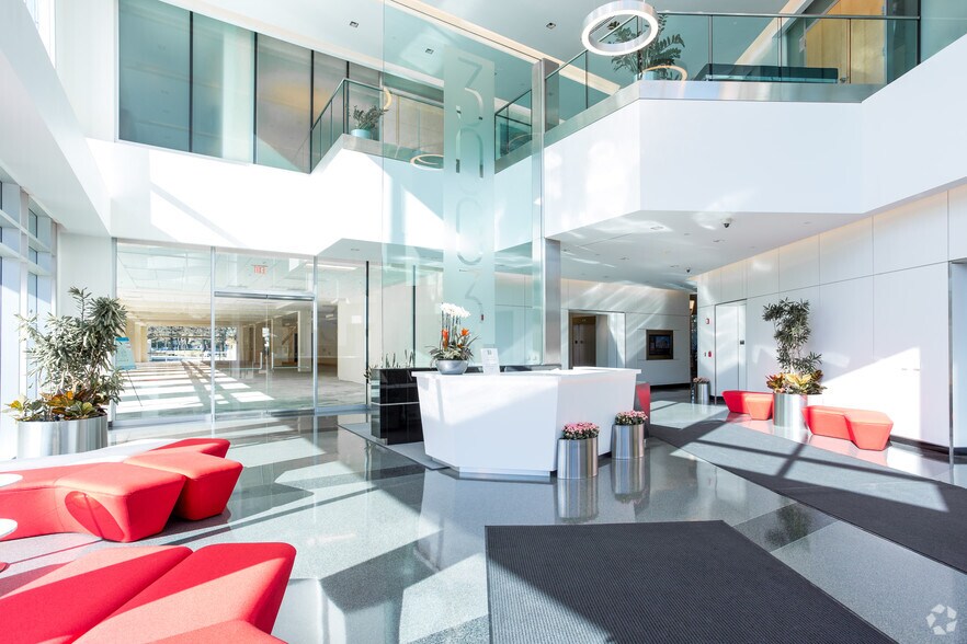 More Photos Of 3003 Oak Rd, Walnut Creek Office For Lease