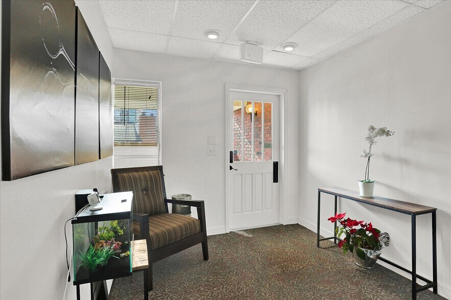 More Photos Of 1201 S Parker Rd, Denver Medical For Sale