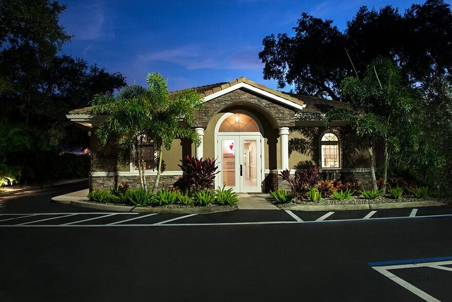 Primary Photo Of 2816 Manatee Ave, Bradenton Medical For Sale