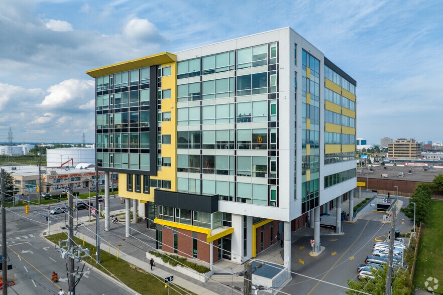 More Photos Of 1275 Finch Ave W, Toronto Medical For Sale