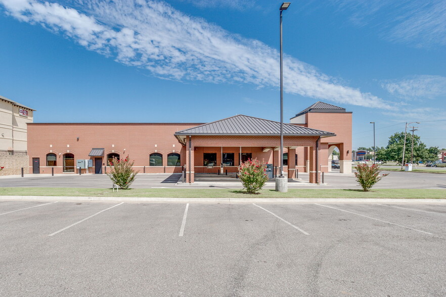 More Photos Of 316 N Main St, Stillwater Office For Lease