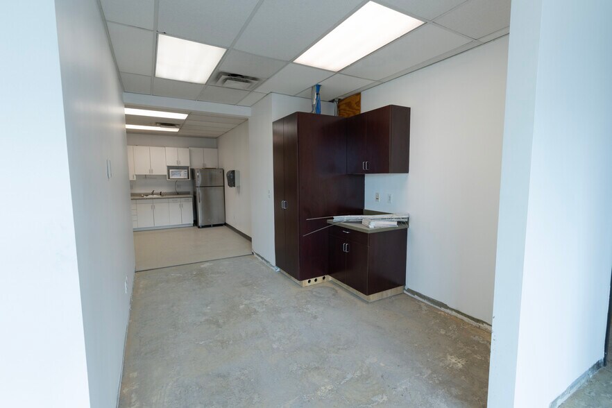 More Photos Of 65 E Wadsworth Park Dr, Draper Office For Lease