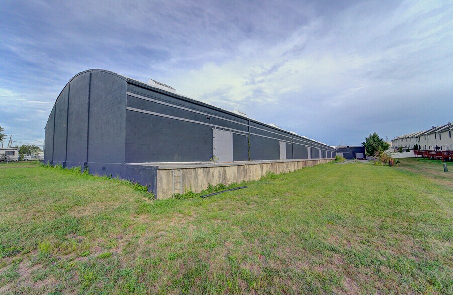 More Photos Of 110 McCauley Dr, Timberville Warehouse For Sale