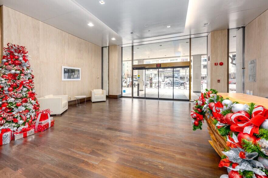 More Photos Of 1156 15th St NW, Washington Office For Lease