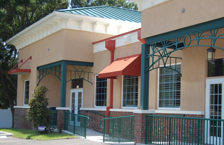 Primary Photo Of 8732 W Fountain Ave, Tampa Medical For Lease