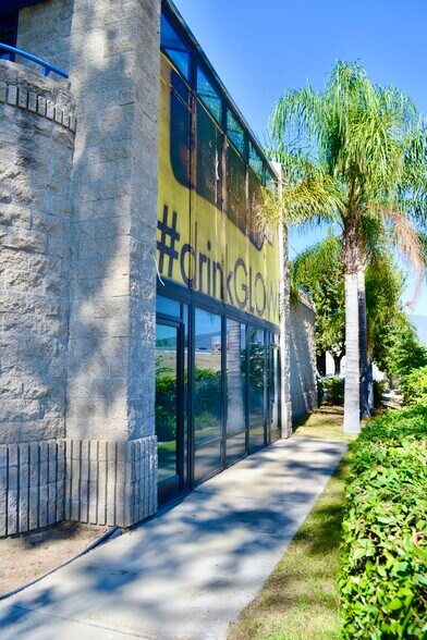 More Photos Of 9233 Charles Smith Ave, Rancho Cucamonga Flex For Sale