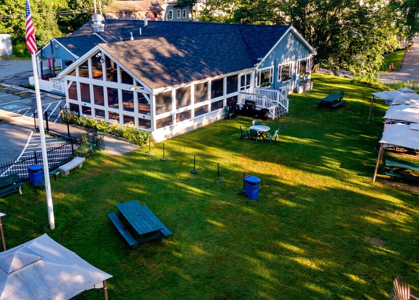 More Photos Of 8 South St, Ellsworth General Retail For Sale