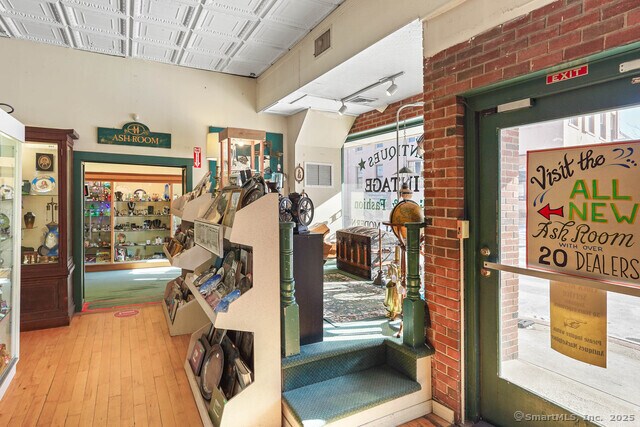 More Photos Of 109 Main St, Putnam General Retail For Sale