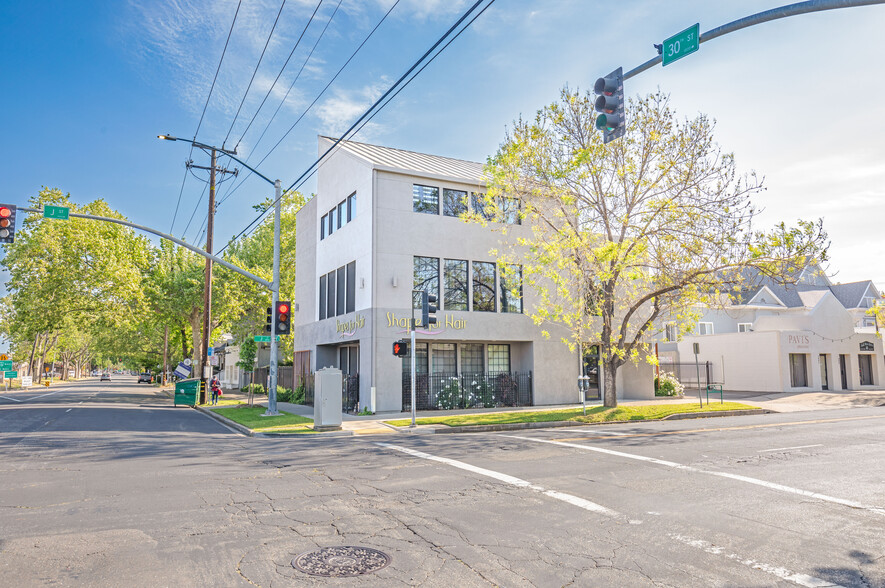 Primary Photo Of 3001 J St, Sacramento Loft Creative Space For Lease