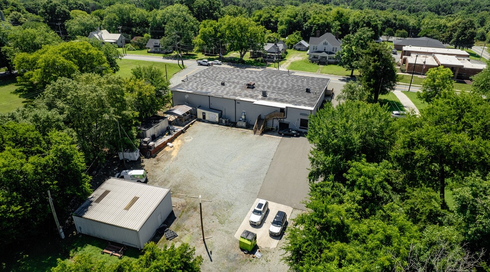 More Photos Of 410 E Main St, Haw River Light Distribution For Lease